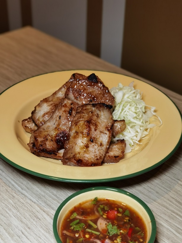 Kin Kao Yang serves up a wide spread of authentic popular Thai dishes ...