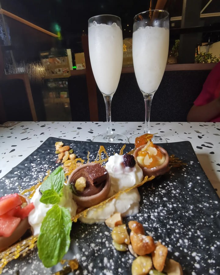 IMG_20220211_230518_023